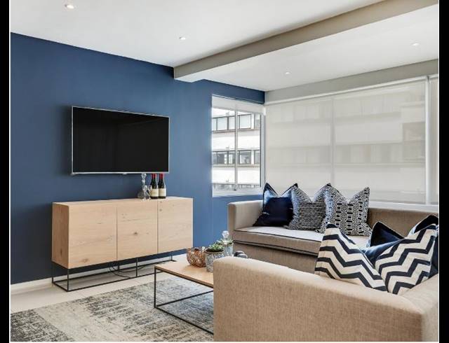 2 BEDROOM APARTMENT TO LET IN SEA POINT